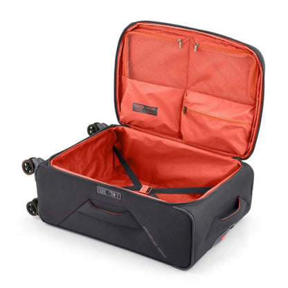 Internal pockets and elastic straps