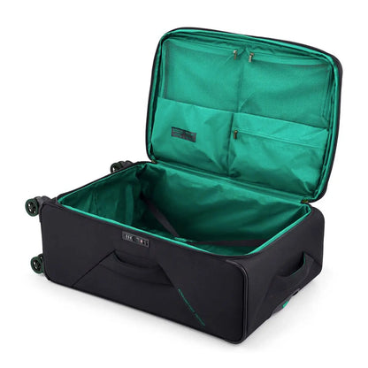 Internal pockets and elastic straps