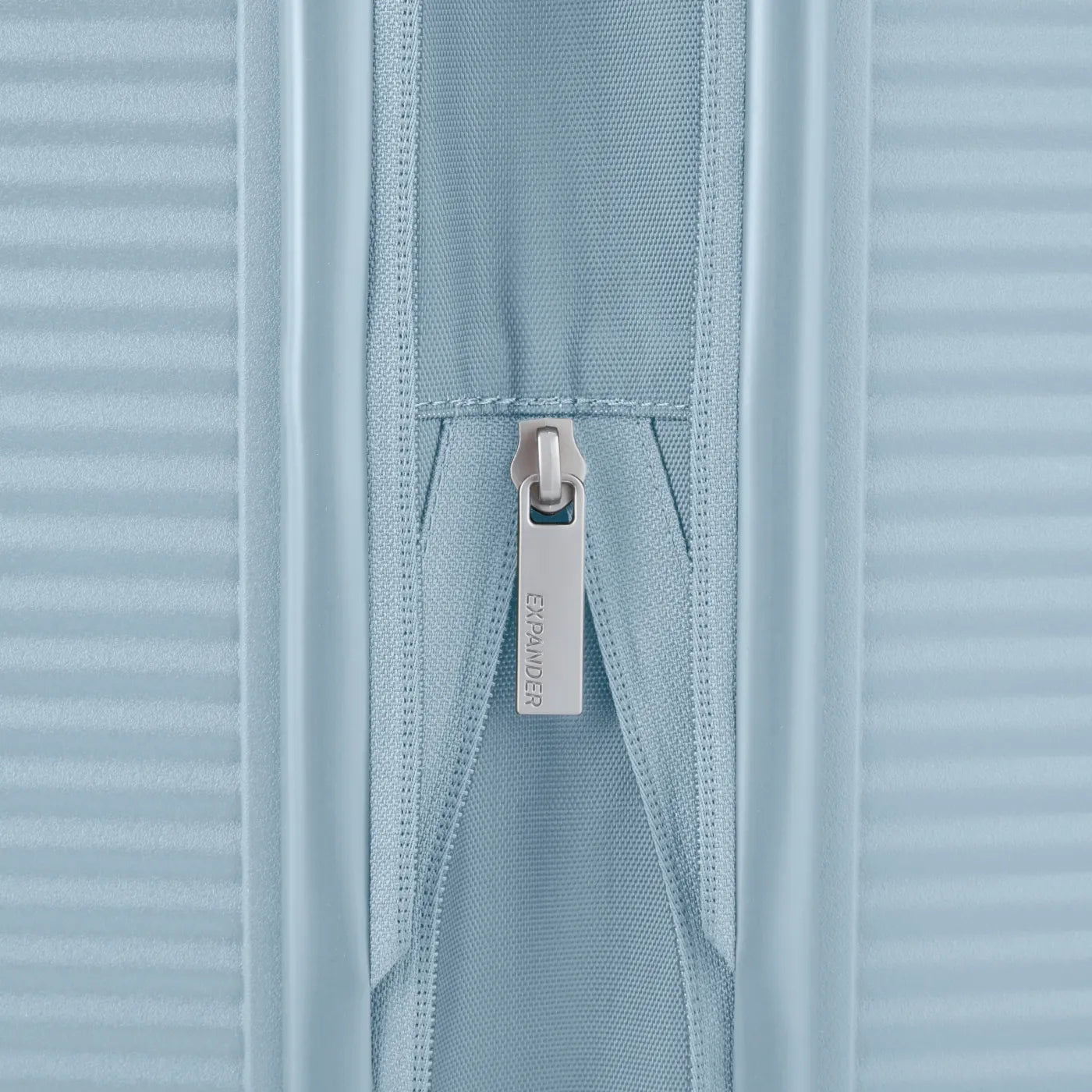 American Tourister Curio Book Opening 75 cm Expandable Spinner Suitcase - Summit Blue