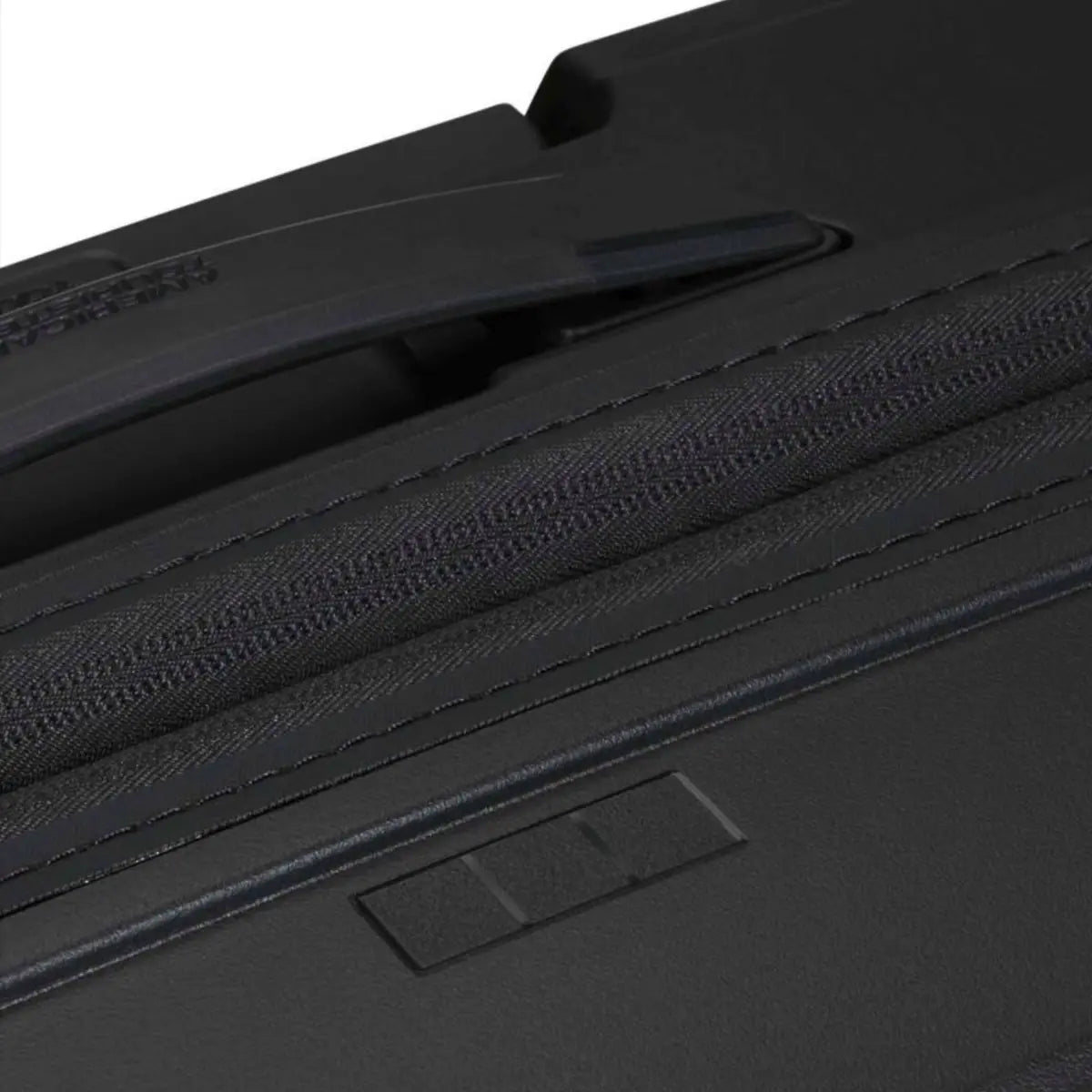 American Tourister Fastforward 78 cm Expandable Suitcase - Flash Black