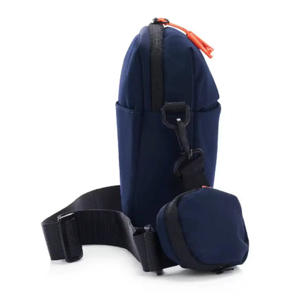 Spacious main compartment 