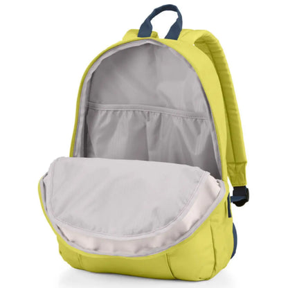 Spacious main compartment