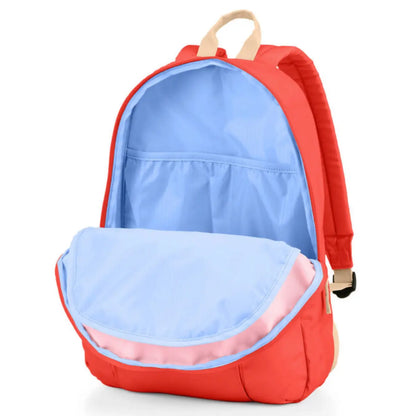 Spacious main compartment