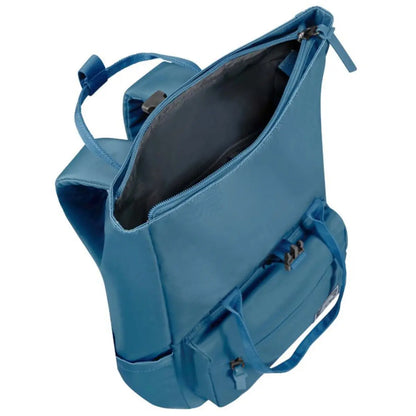 Spacious main compartment