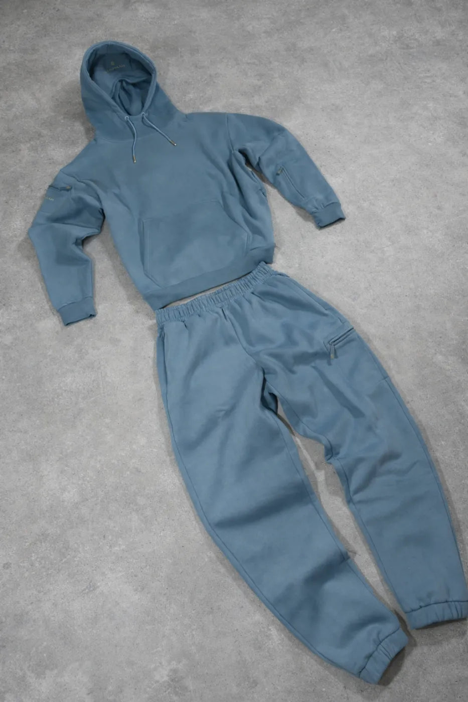 AVIONLUX Dream Premium Travel Hoodie