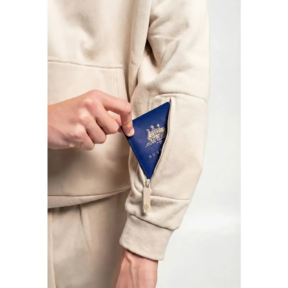 AVIONLUX Dream Premium Travel Hoodie