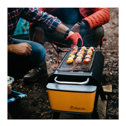 Cook hibachi-style meals using the removable grill grate