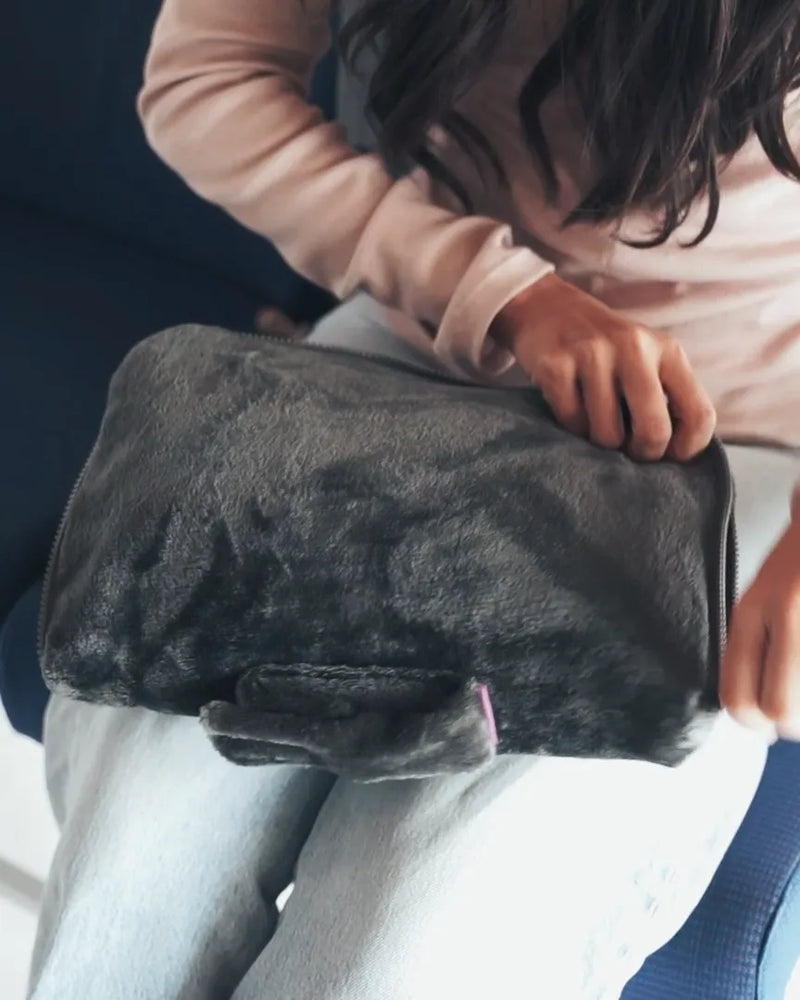 Cabeau Fold 'n Go – blanket, pillow, seat cushion and lumbar support in one