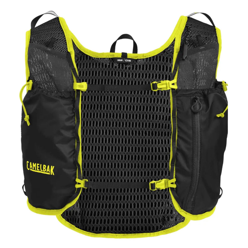 Dual adjustable chest straps for a easily customisable fit, ensuring all day comfort