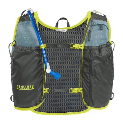 Dual adjustable chest straps: for a easily customisable fit, ensuring all day comfort