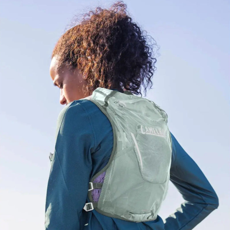 S-Curved shoulder harness is contoured to fit a woman’s body for added comfort and stability
