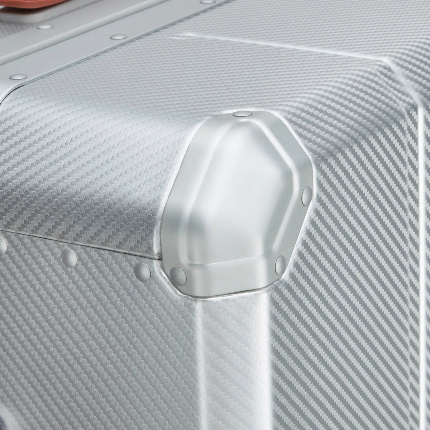 Delsey Alu’r 76 cm Aluminium Zipperless 4-Wheel Suitcase - Silver