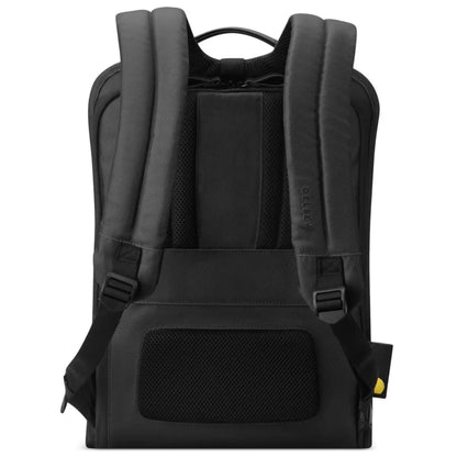 Adjustable, padded shoulder straps
