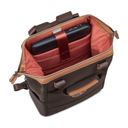Padded 14" laptop and tablet compartment 