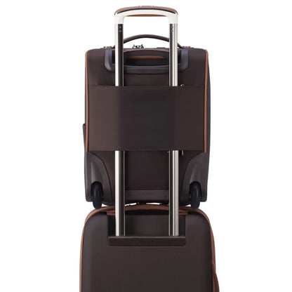 Trolley system compatible (luggage for display purpose only)