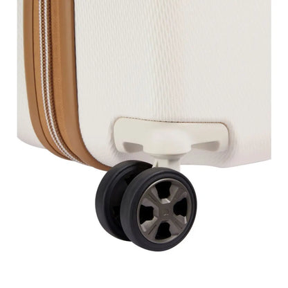 4 x spinner wheels for easy maneuverability