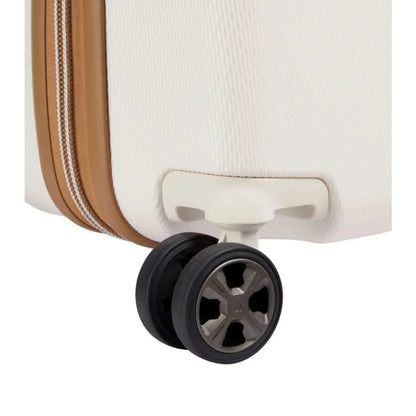 4 x spinner wheels for easy maneuverability