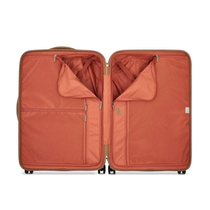 Two sets of straps and two zippered dividers