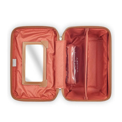 Fully lined interior with removable 1L clear pouch and a mirror
