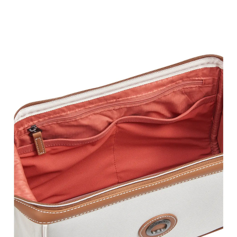 One internal zipped pocket and two slip pockets