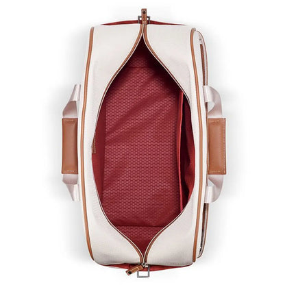 Large main compartment