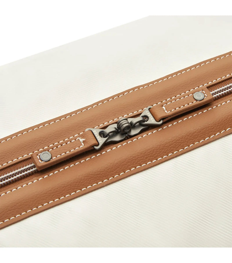 Lockable zip sliders