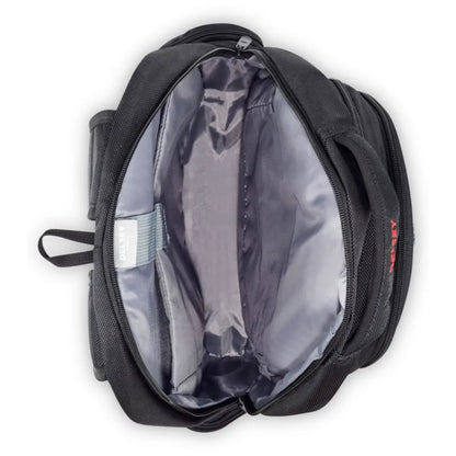 Large main compartment