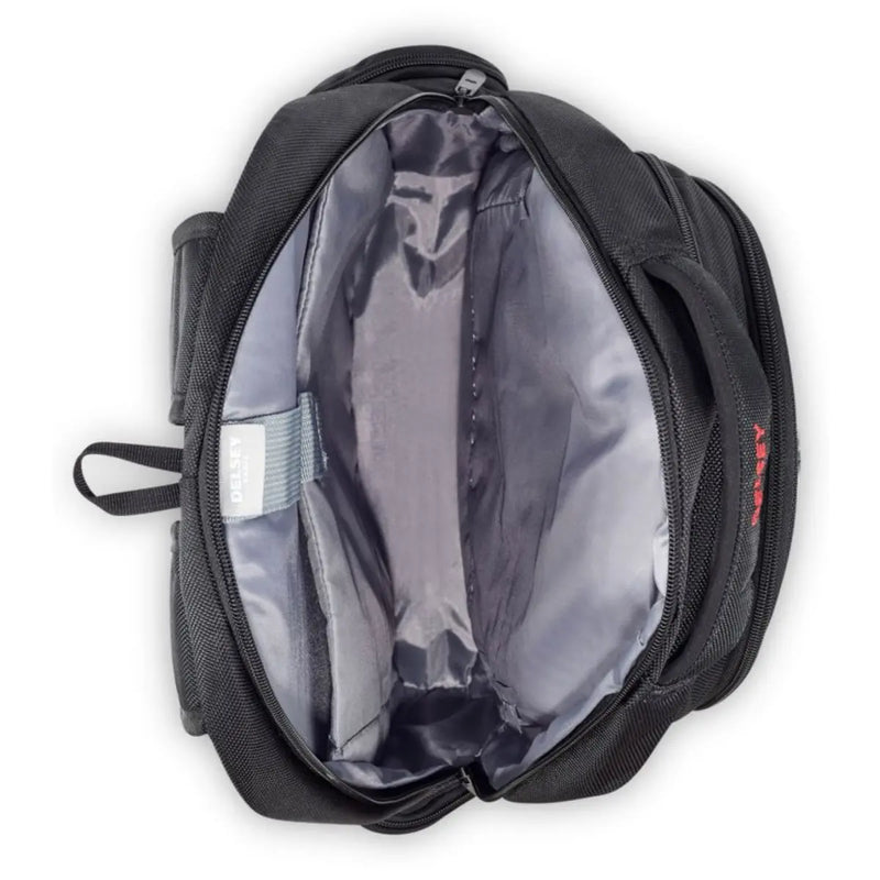 Large main compartment