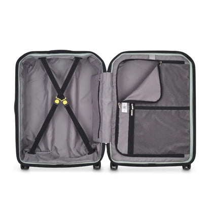 Compression straps and divider pad with pockets