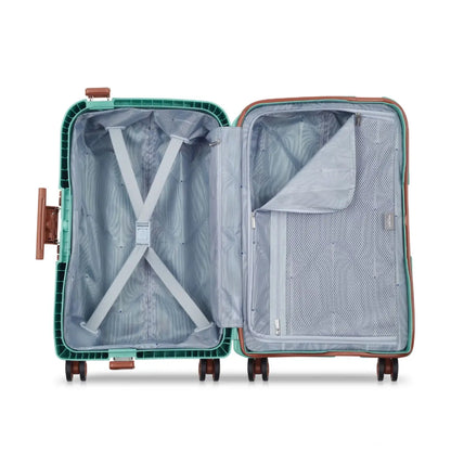 Zipped mesh compartment and packing straps