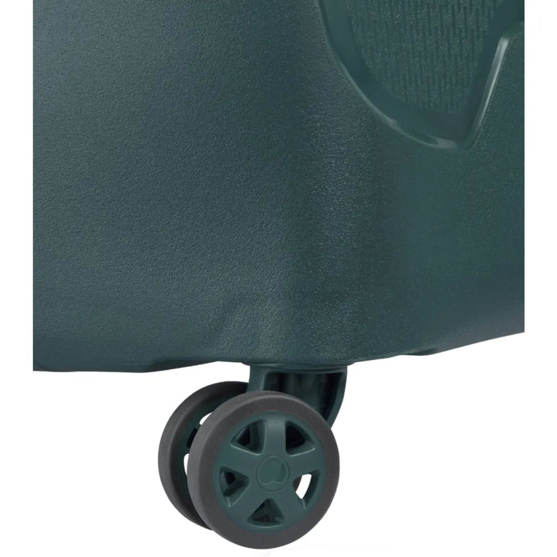 Double wheels for easy manoeuvrability