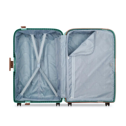 Zipped mesh compartment and packing straps