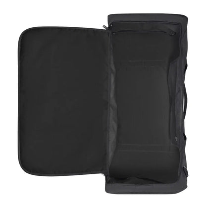 Large main compartment