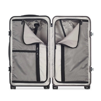 Lined compartment with zippered dividers