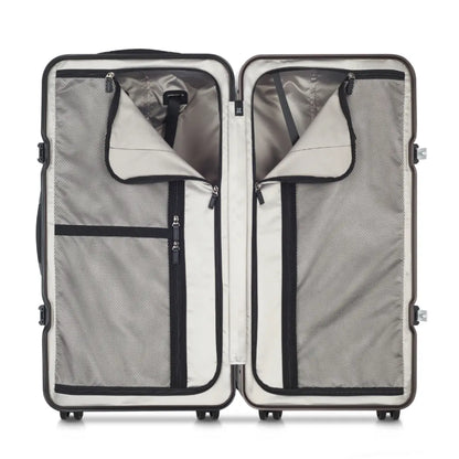 Lined compartment with zippered divider 