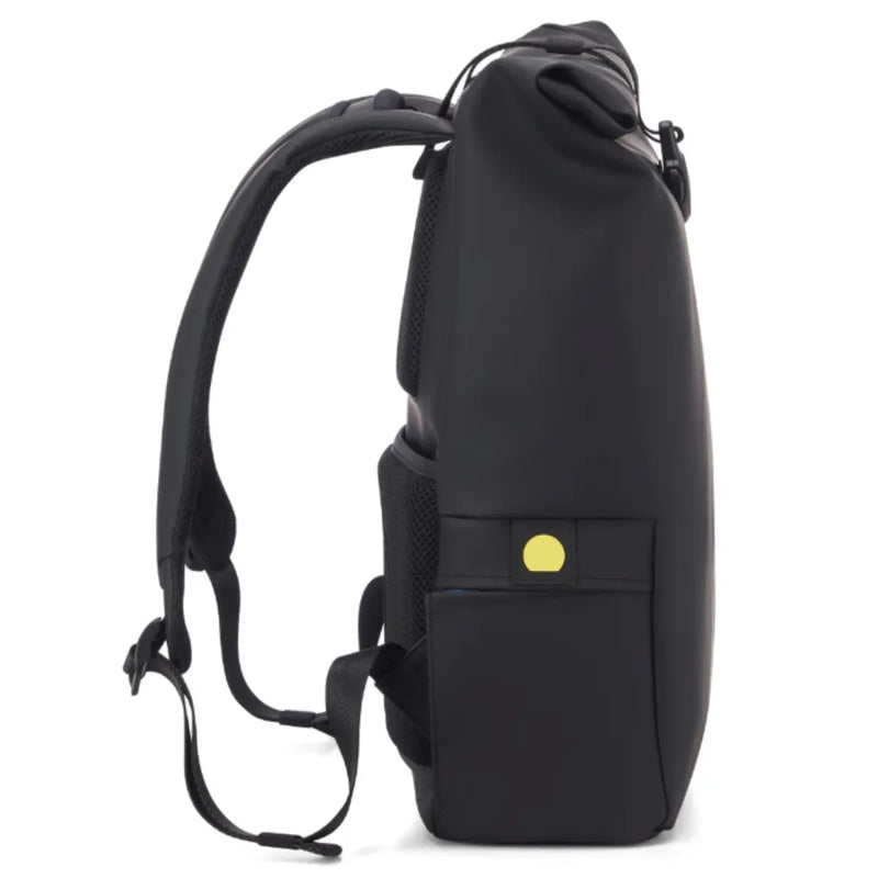 Side pockets for smaller items