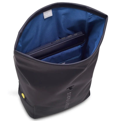 15" laptop compartment