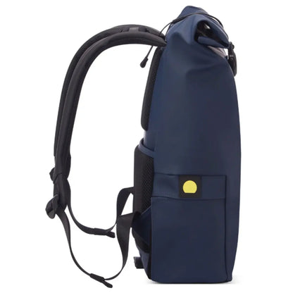 Adjustable, padded shoulder straps