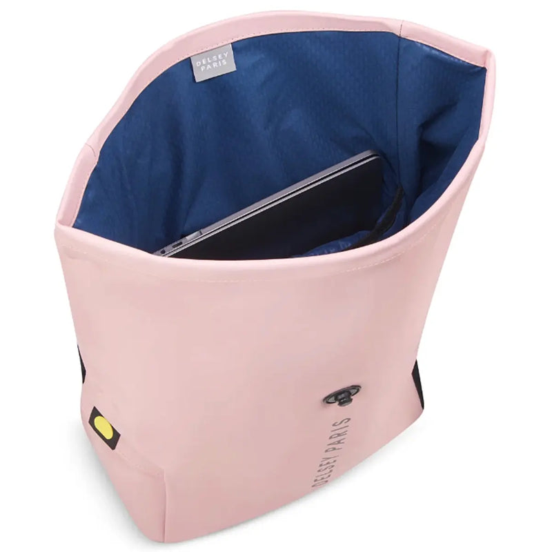 15" laptop compartment