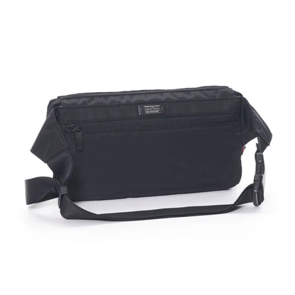 Exterior zippered pocket