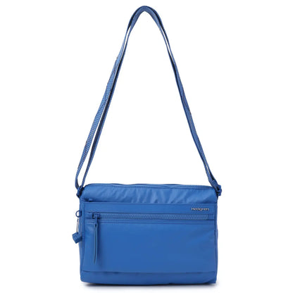 Adjustable shoulder strap