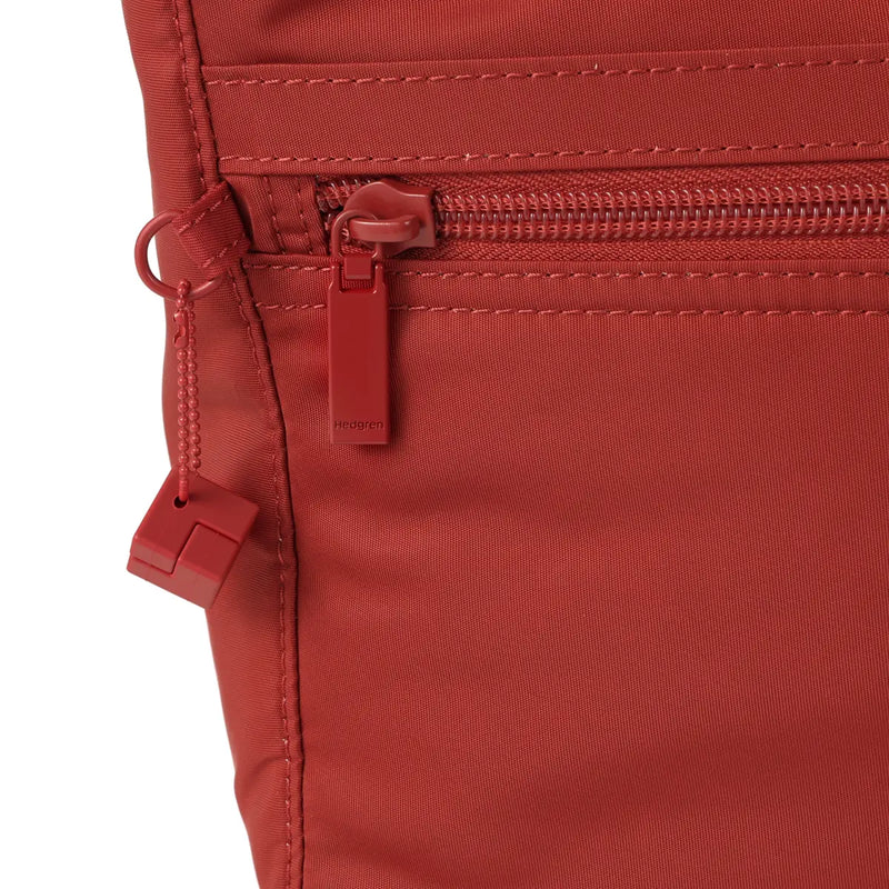Hedgren HARPERS Small Crossbody Bag with RFID Dahlia Red