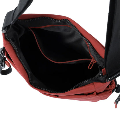 Hedgren MAKOTO Square Crossover Bag Dahlia Red