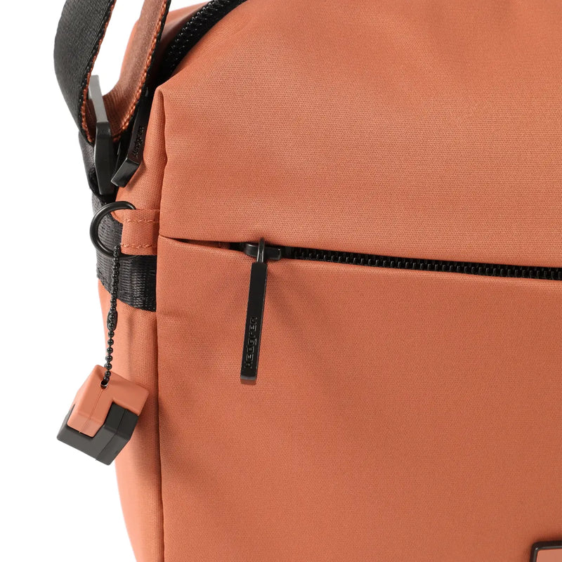 Hedgren NEUTRON Medium Crossbody Bag Redwood Burl