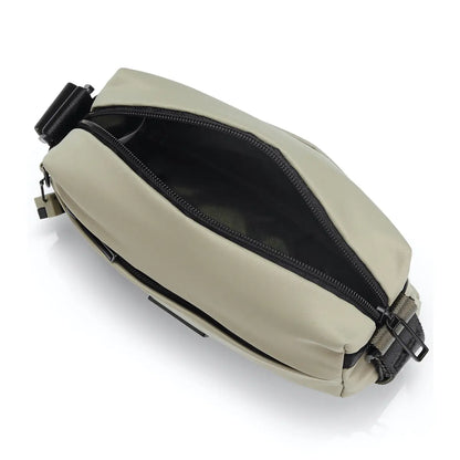 Main compartment has one zippered pocket inside