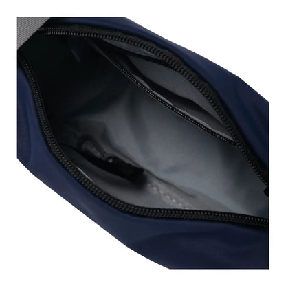 Main compartment has one open pocket and key chain inside