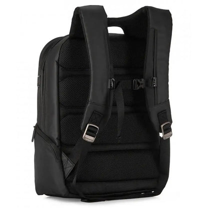 Sternum strap and adjustable shoulder straps