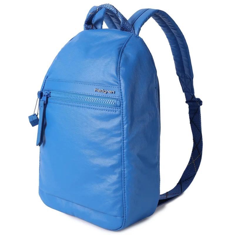 Front zippered compartment has one open slip pocket