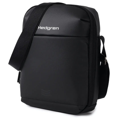 Quick access front pocket