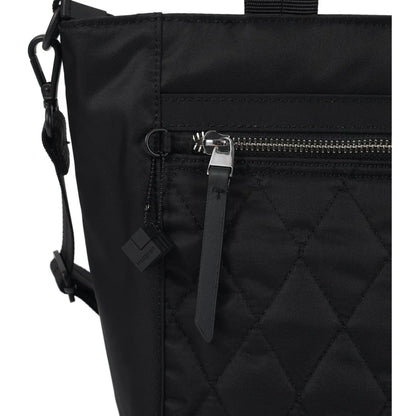 Removable cube hanger